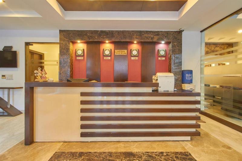 Hotel Livasa Inn Near Blk Hospital Делі Екстер'єр фото