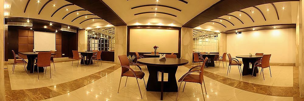 Hotel Livasa Inn Near Blk Hospital Делі Екстер'єр фото