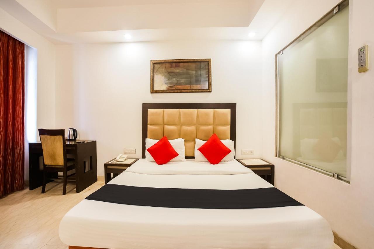 Hotel Livasa Inn Near Blk Hospital Делі Екстер'єр фото
